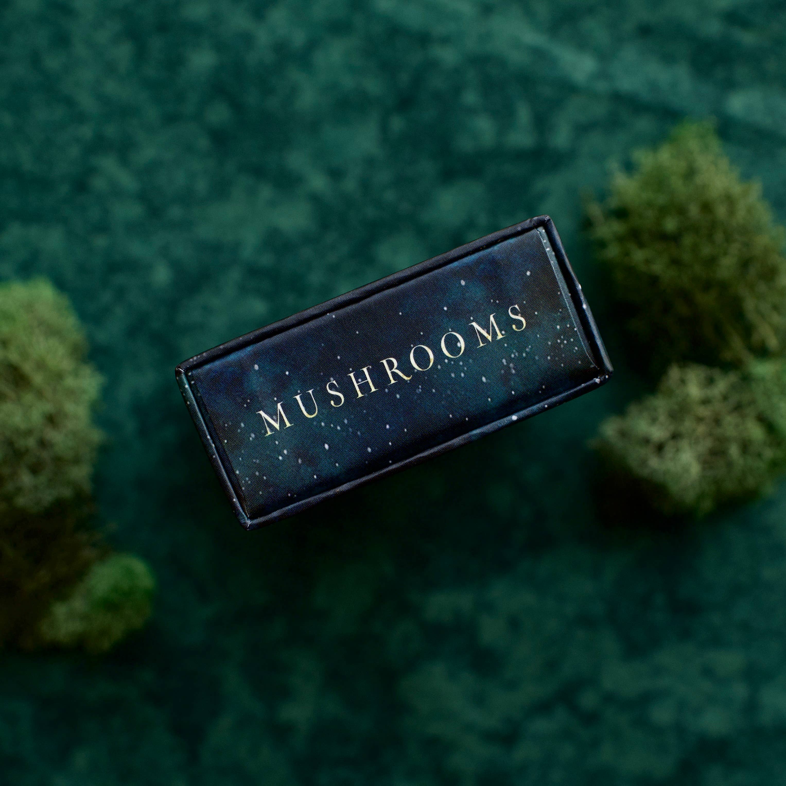 Mushrooms: Daily Doses of Wisdom (36 Gilt-Edged Mini Cards)