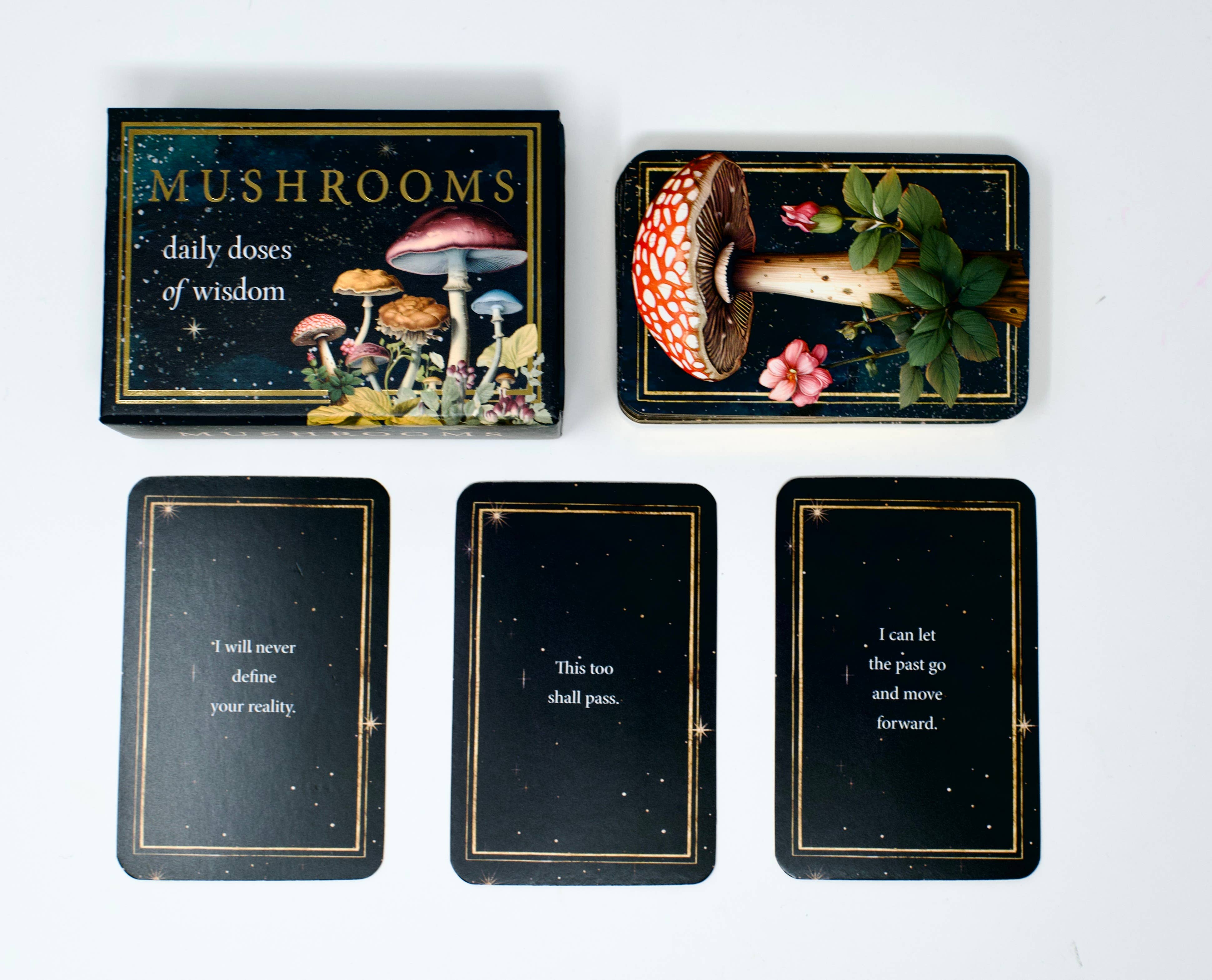 Mushrooms: Daily Doses of Wisdom (36 Gilt-Edged Mini Cards)