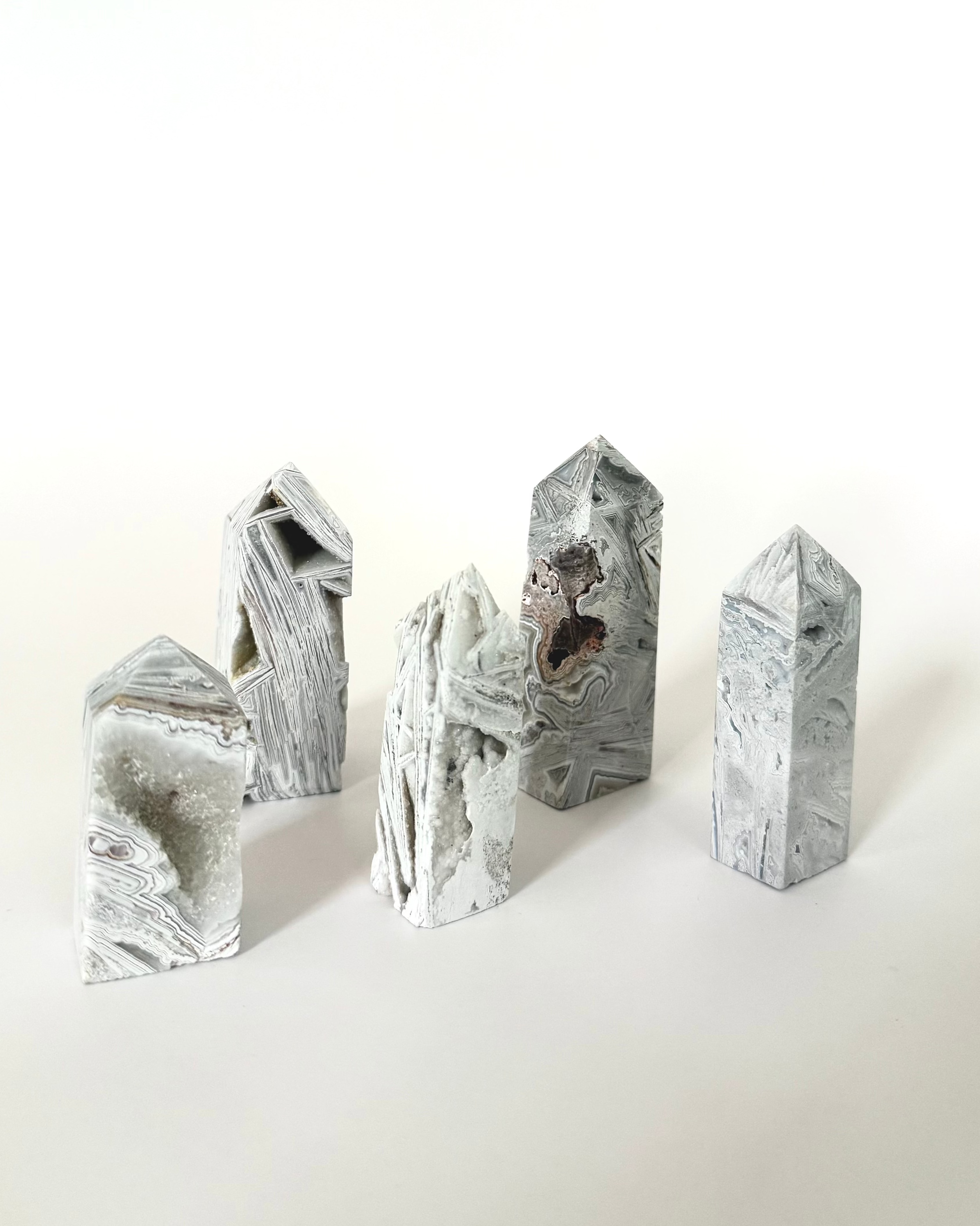 White Lace Agate Point