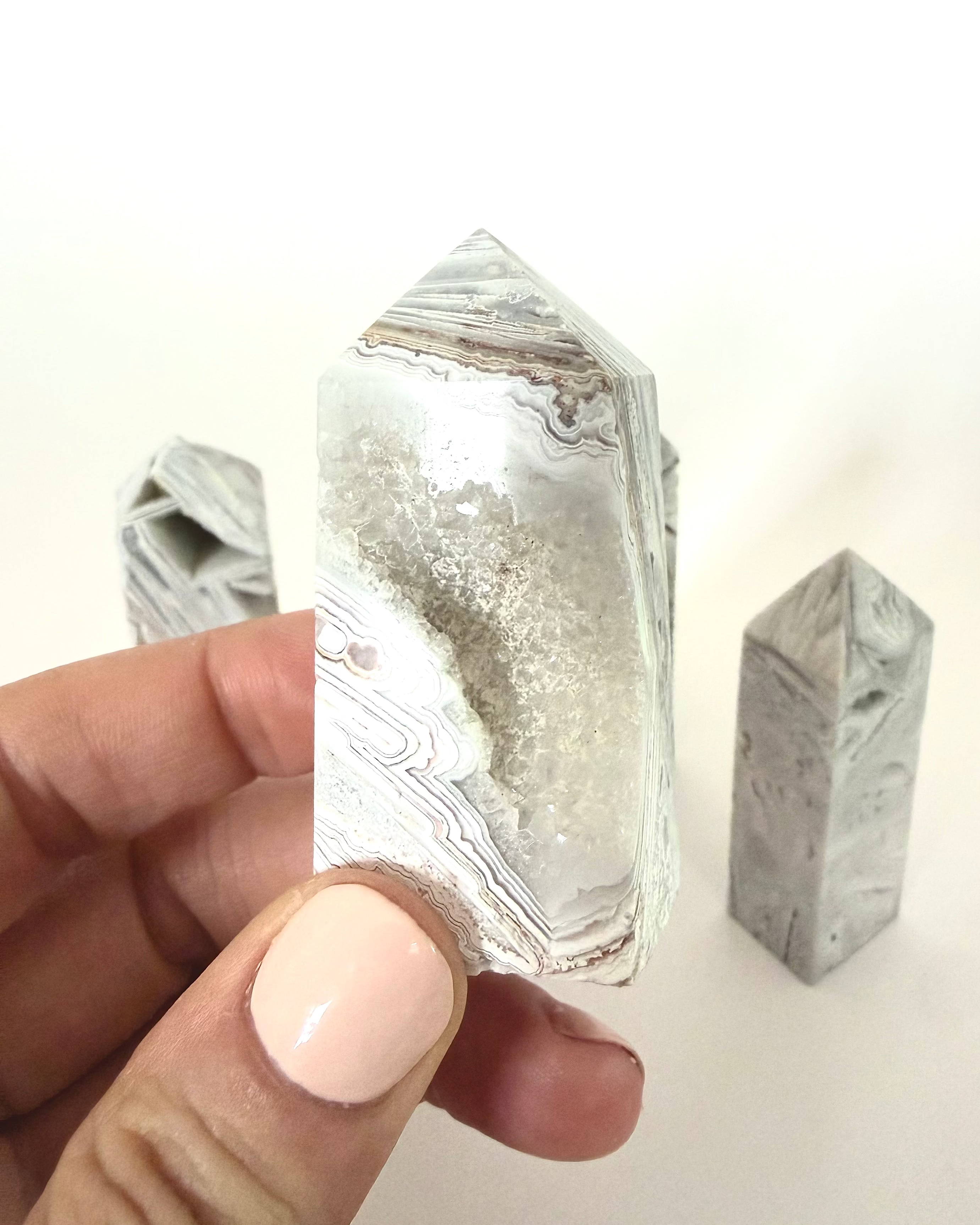 White Lace Agate Point